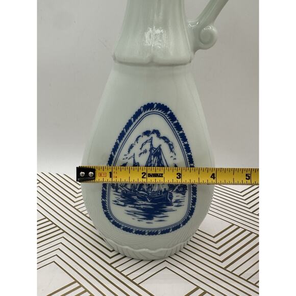 1963 Jim Beam Light DELFT BLUE Decanter Bottle Cork Top 2 Blue Ships Windmill - Picture 4 of 5